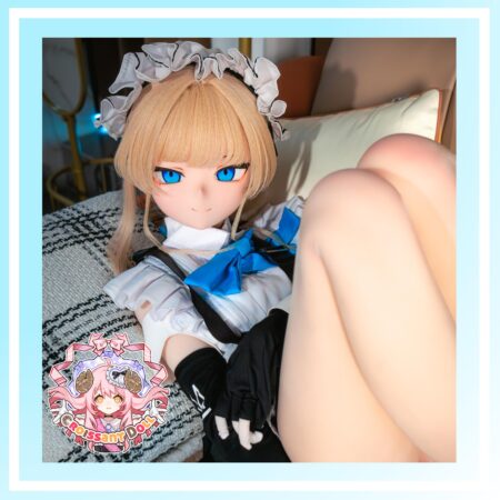 Toki--Makeup artist hand-painted makeup